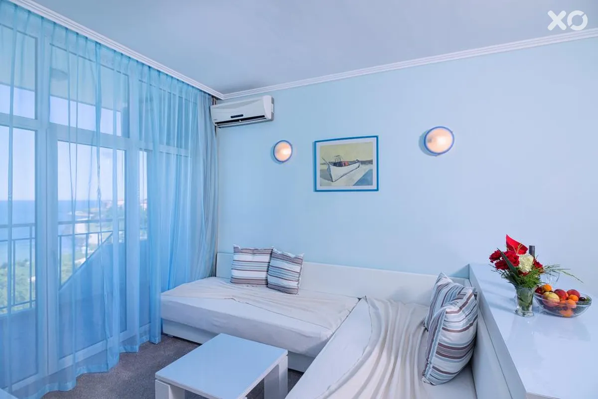 Perla Beach Resort Hotel