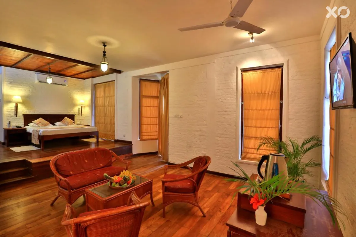 Hibiscus Beach Hotel
