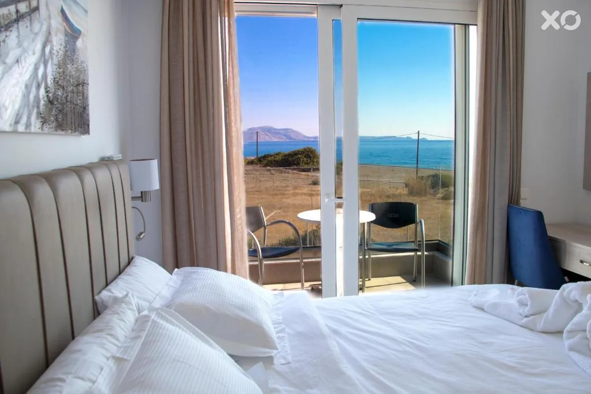 Aegean Horizon Beachfront Villas
