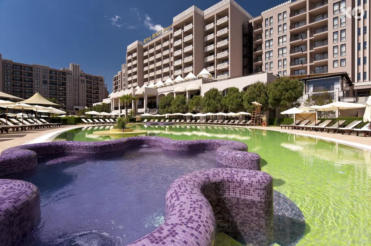 Barcelo Royal Beach