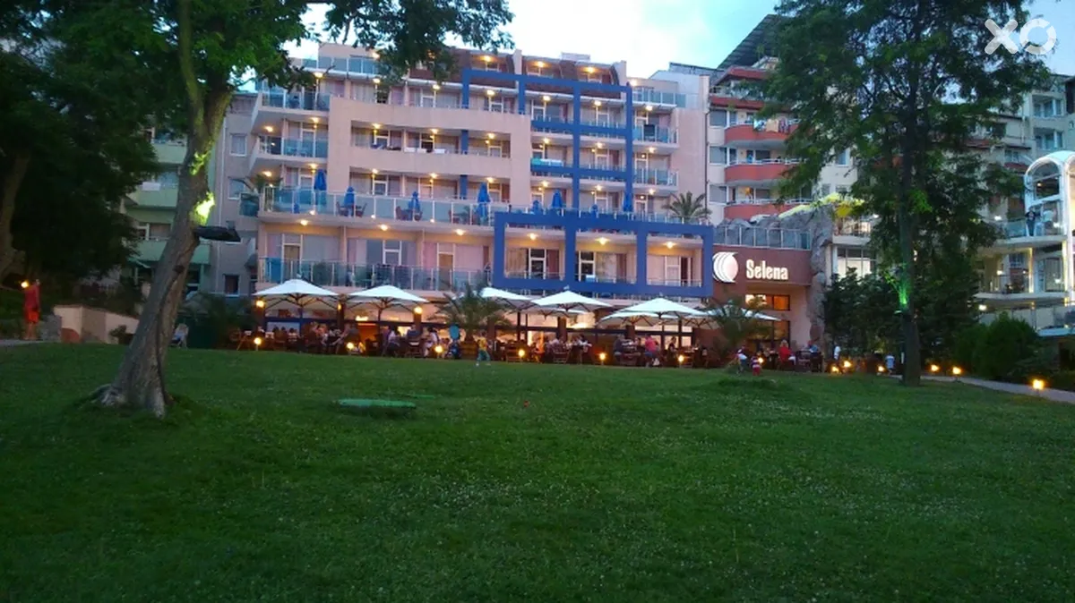 Selena Hotel