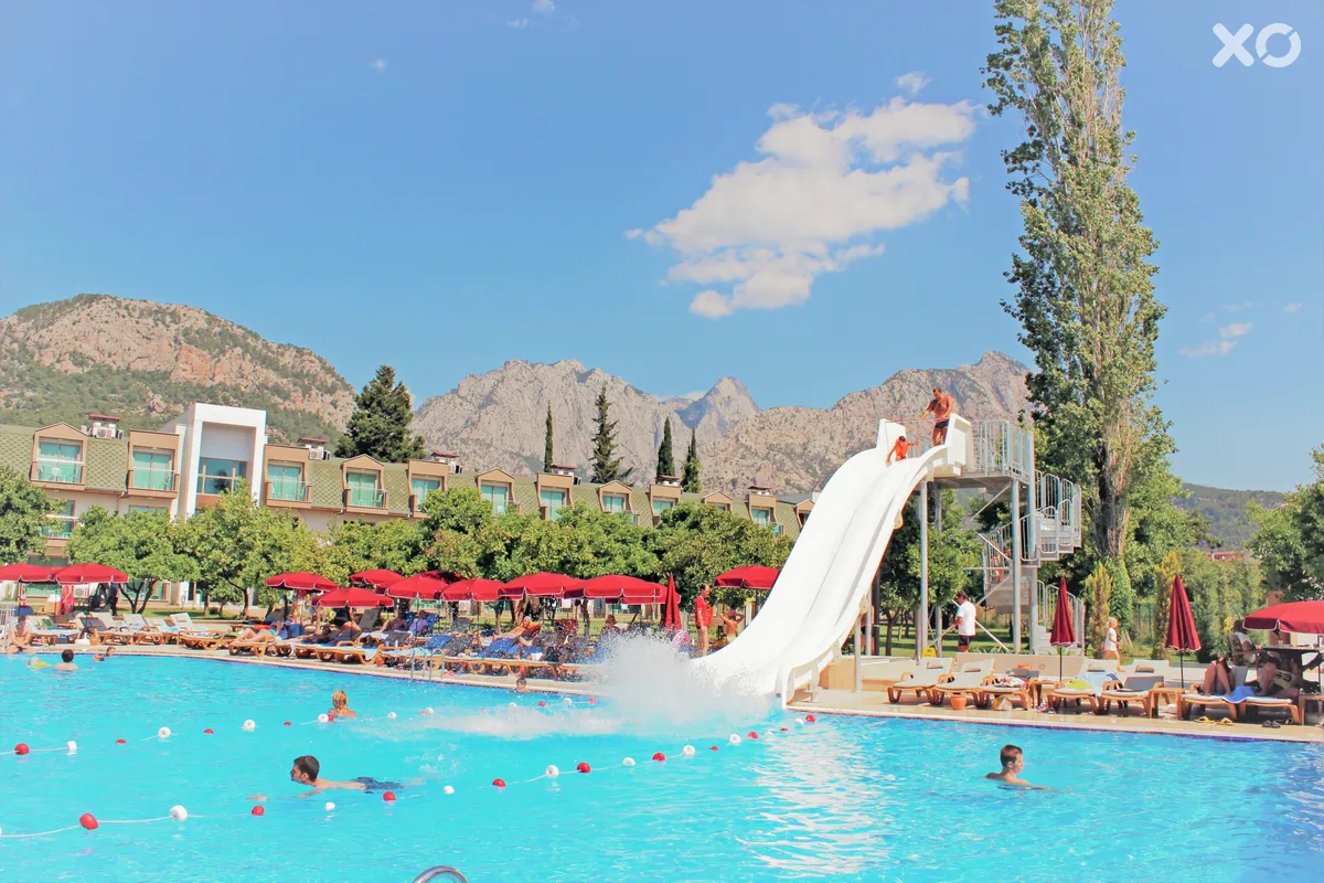 Omorfi Garden Resort