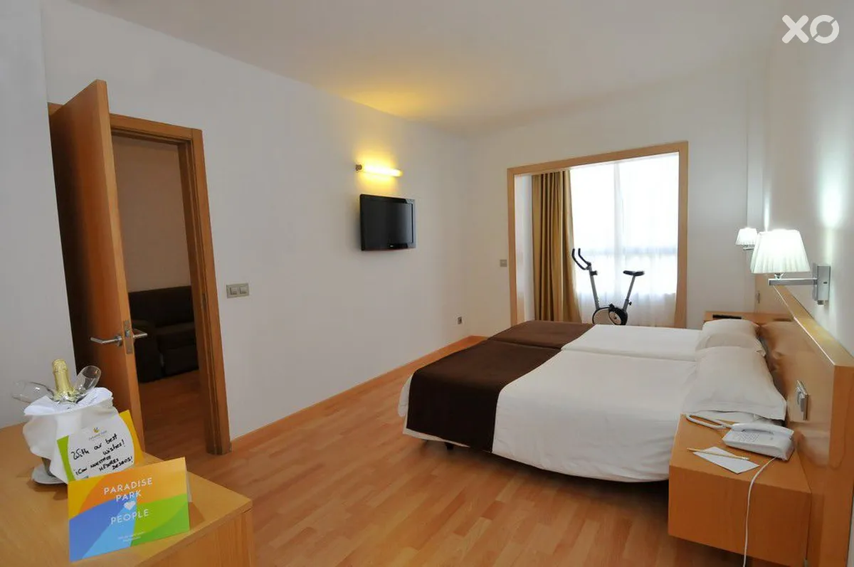 Paradise Park Fun Lifestyle Hotel