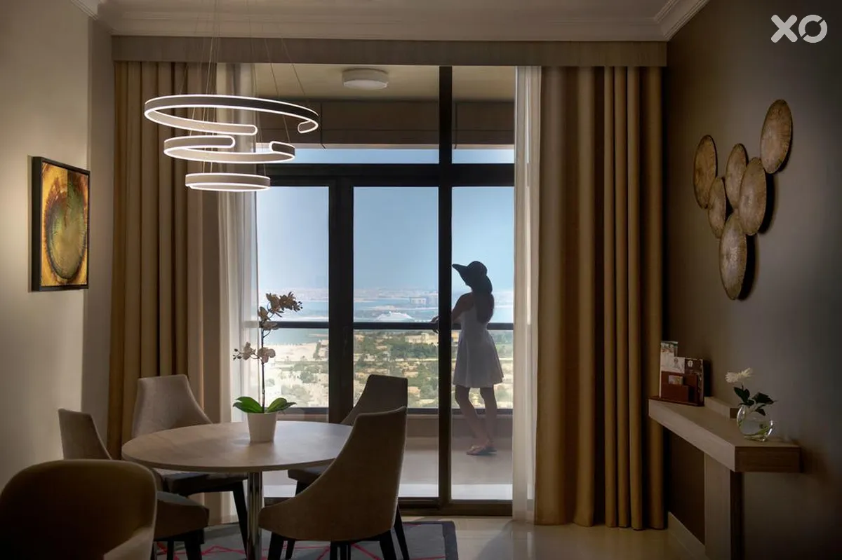 Two Seasons Hotel & Apartments Dubai