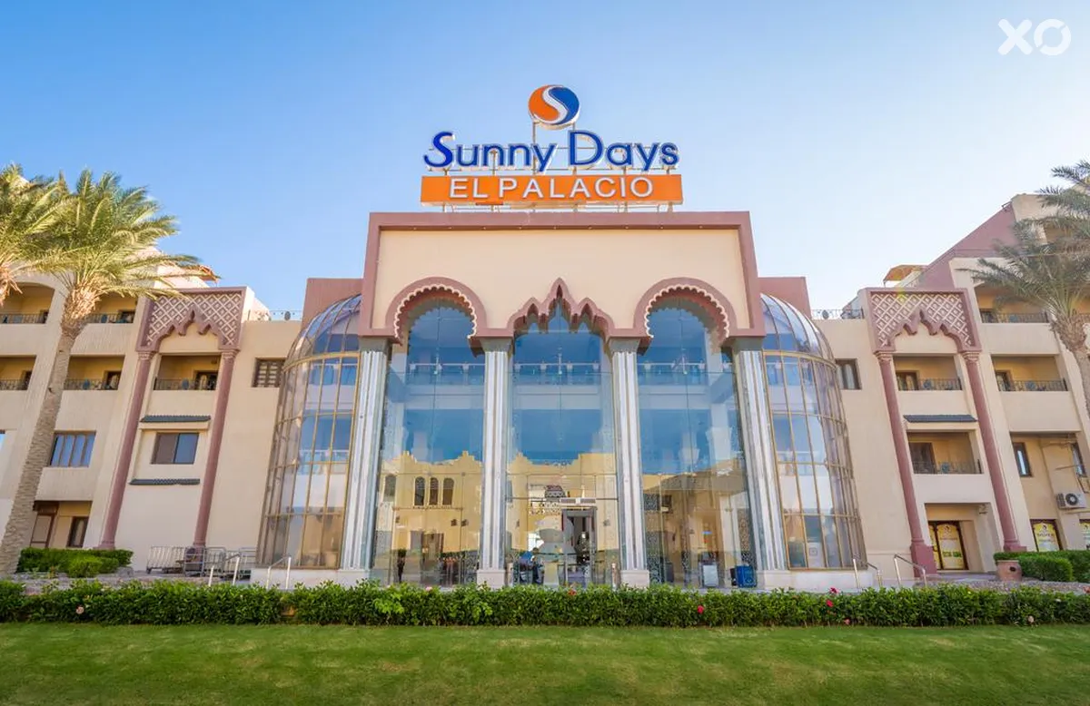 Sunny Days El Palacio