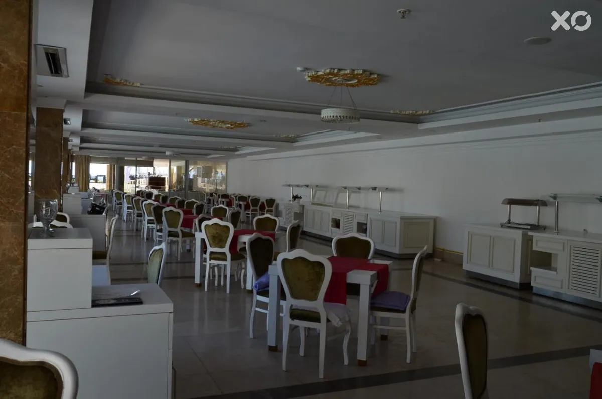 La Perla Hotel
