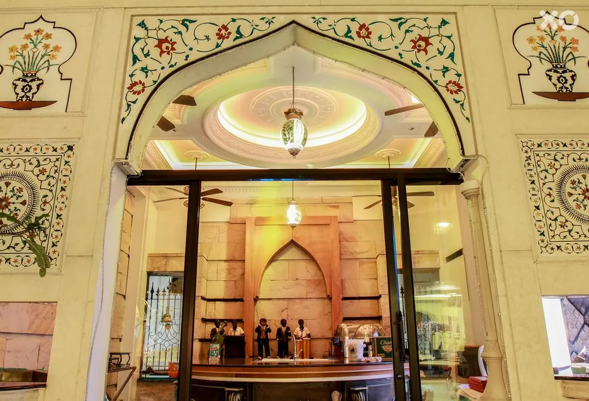 Four Seasons Place