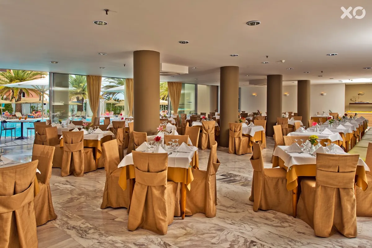 Minos Hotel