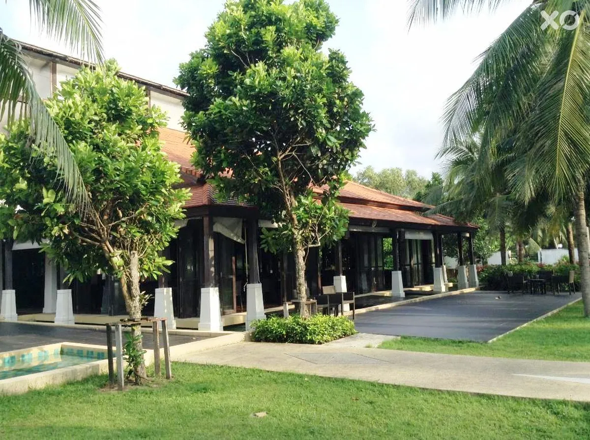 D Varee Mai Khao Beach