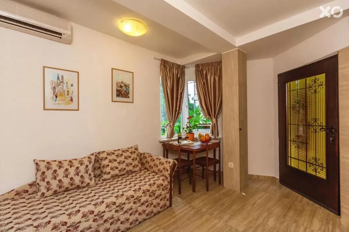 Popovic Apartments