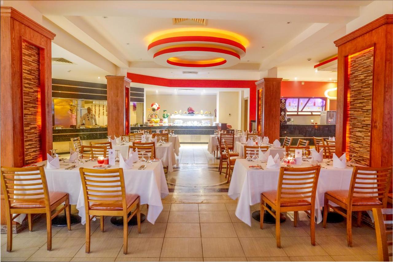 Charmillion Club Aqua Park