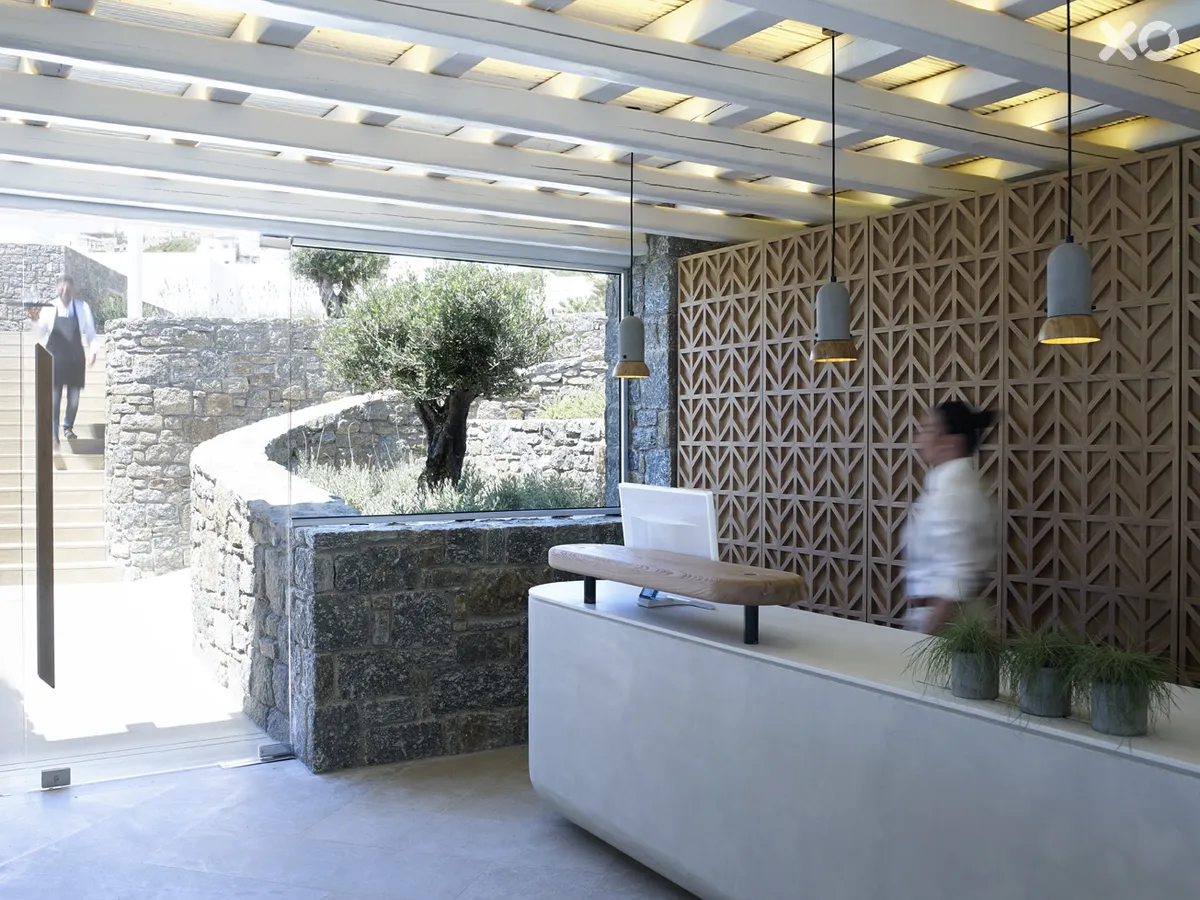 Bill & Coo Suites And Lounge