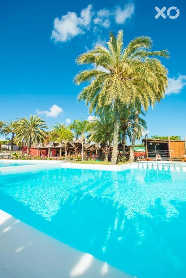 HL Miraflor Suites Hotel