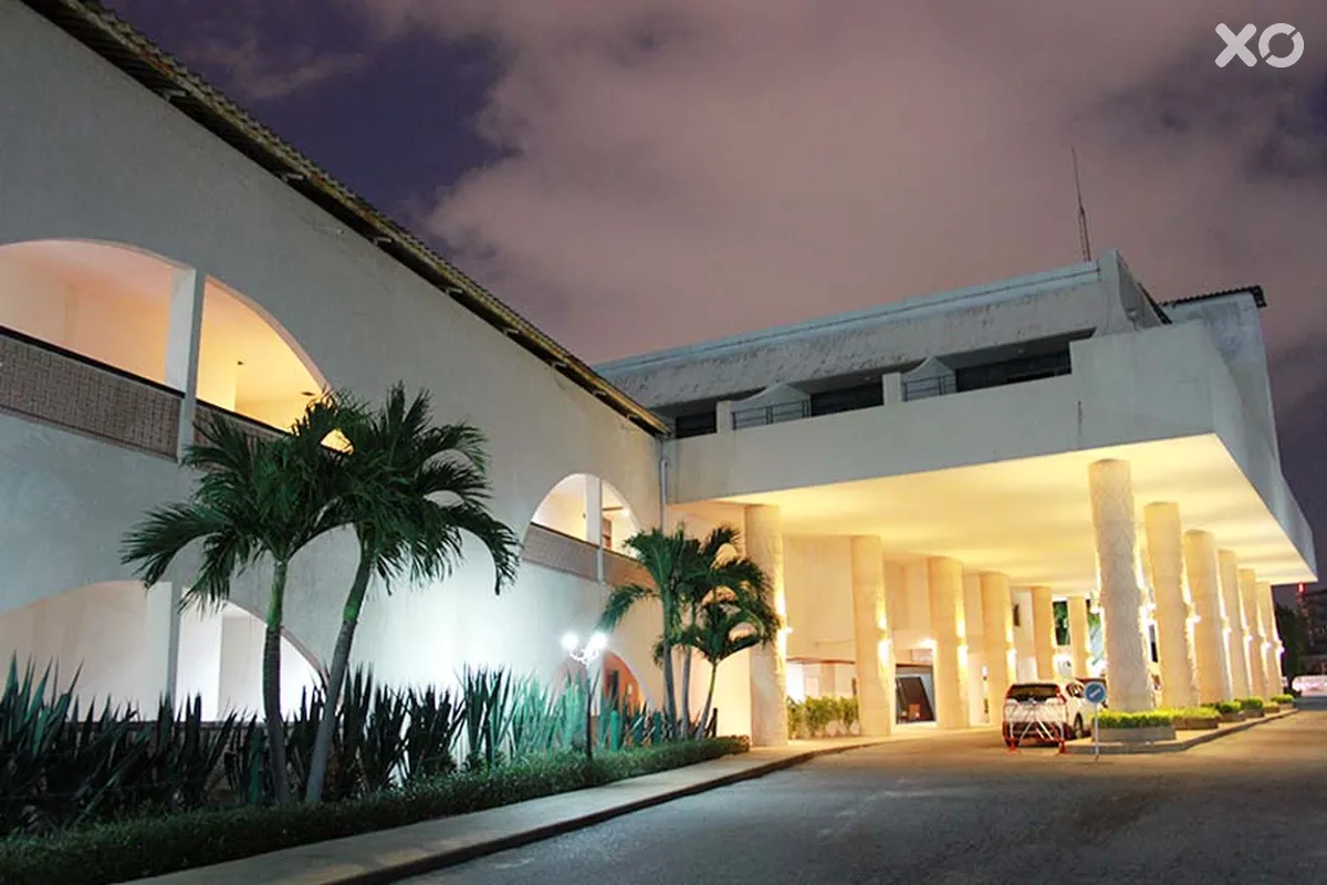 Tropicana Hotel