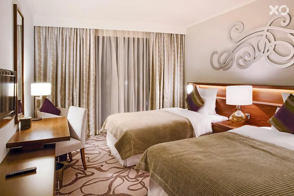 Pullman Dubai Creek City Centre Residences