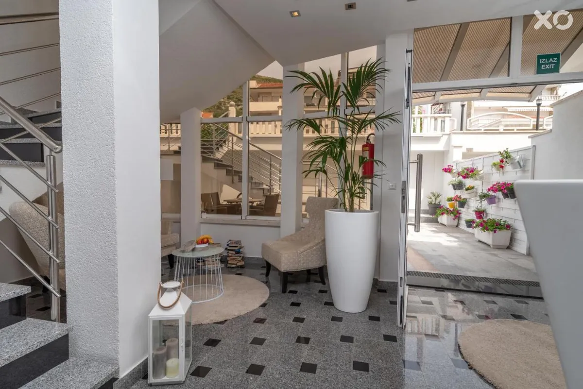 Ana Trogir Villa