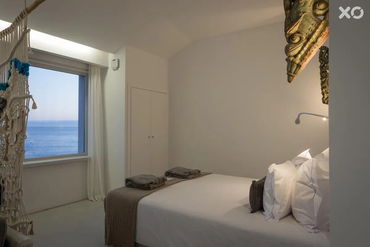 White Exclusive Suites & Villas