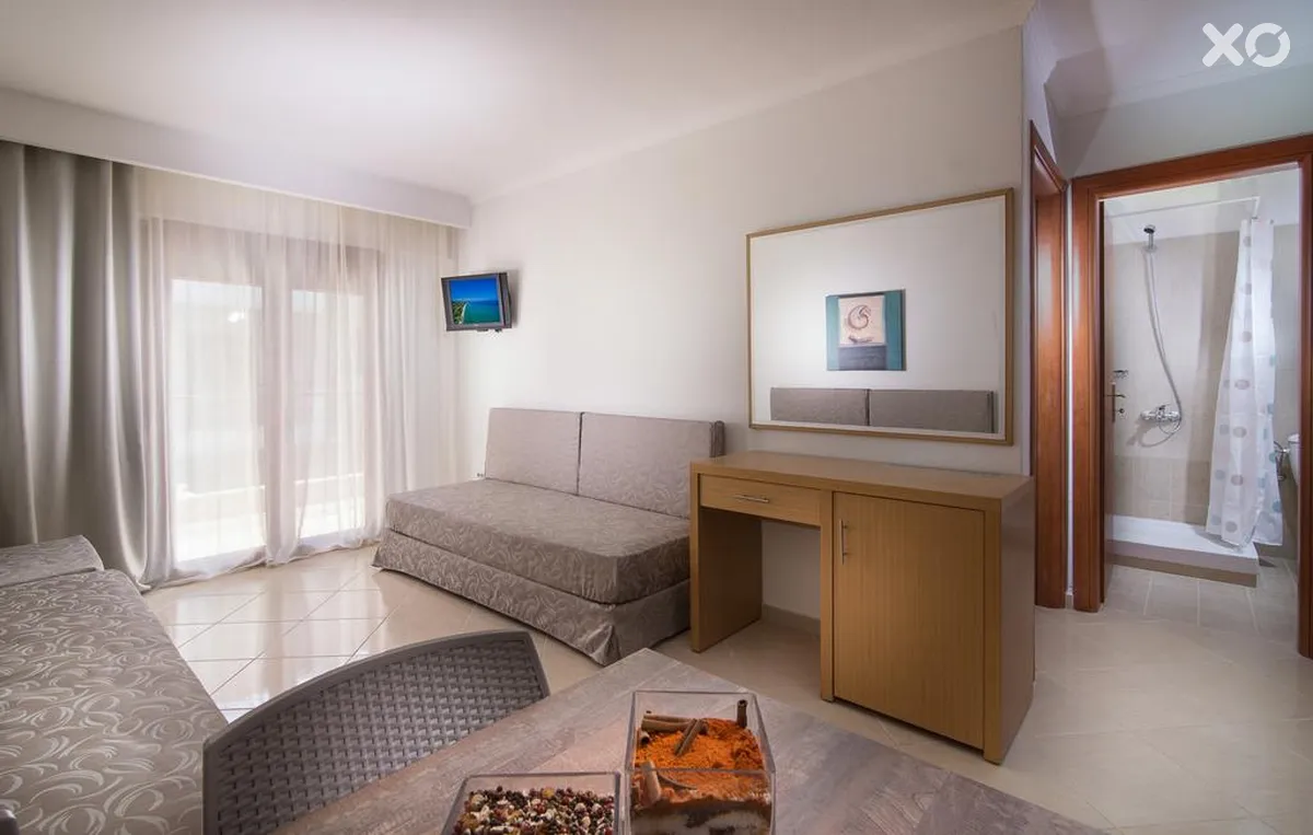 Apanemia by Flegra Hotels