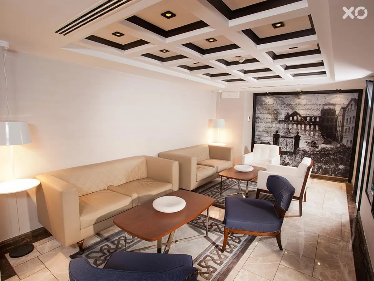 La Villa Hotel