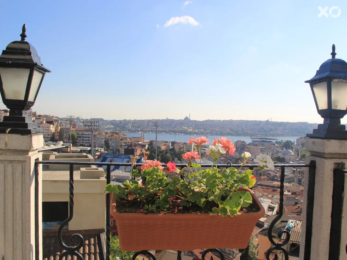 Euro Plaza Hotel