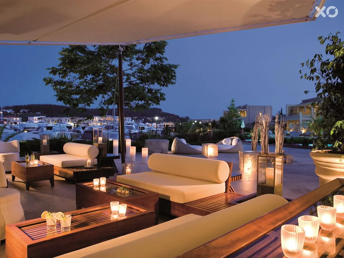 Sani Asterias Suites