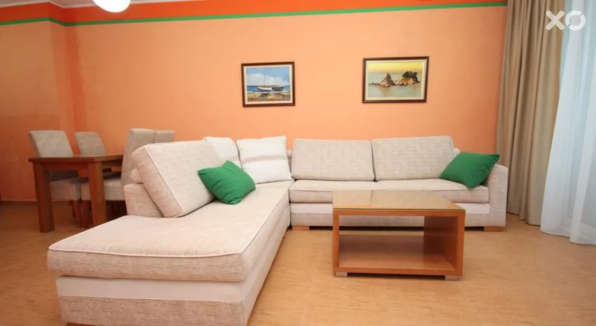 Deus Apartments