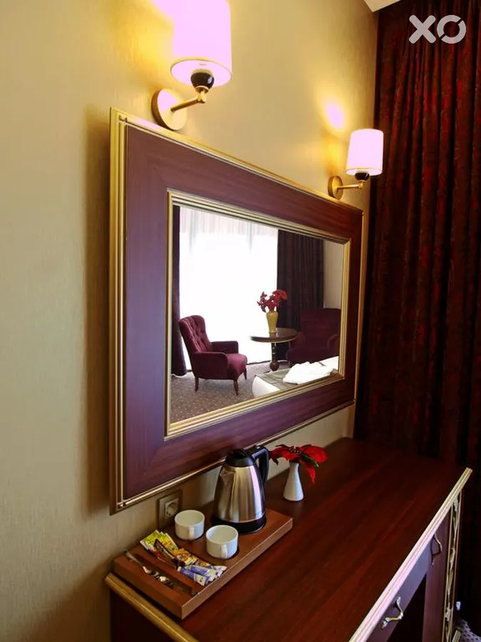 Mb Deluxe Hotel