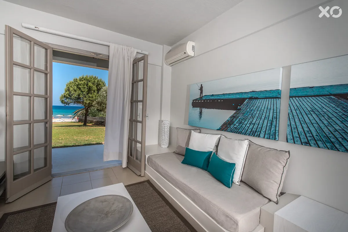 The Bay Hotel & Suites