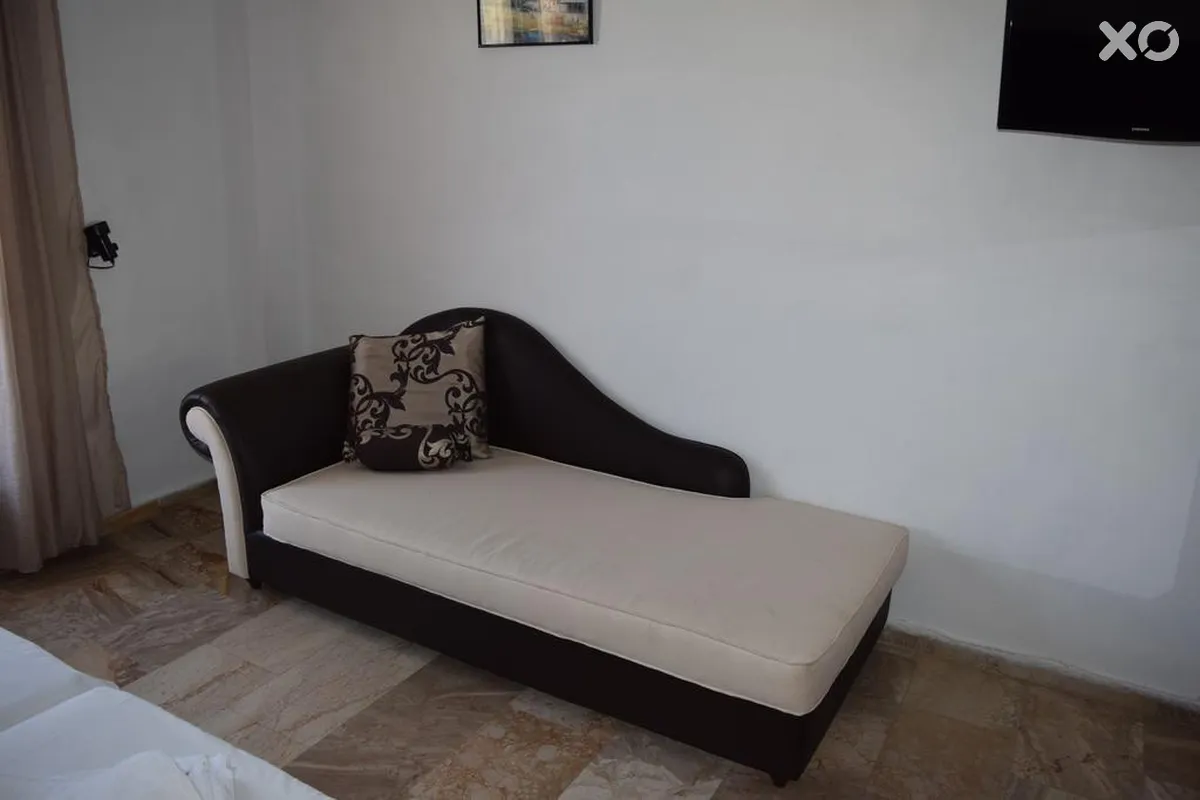 Lili Hotel