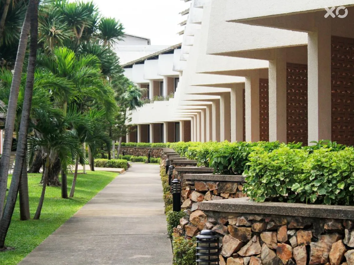 Tropicana Hotel
