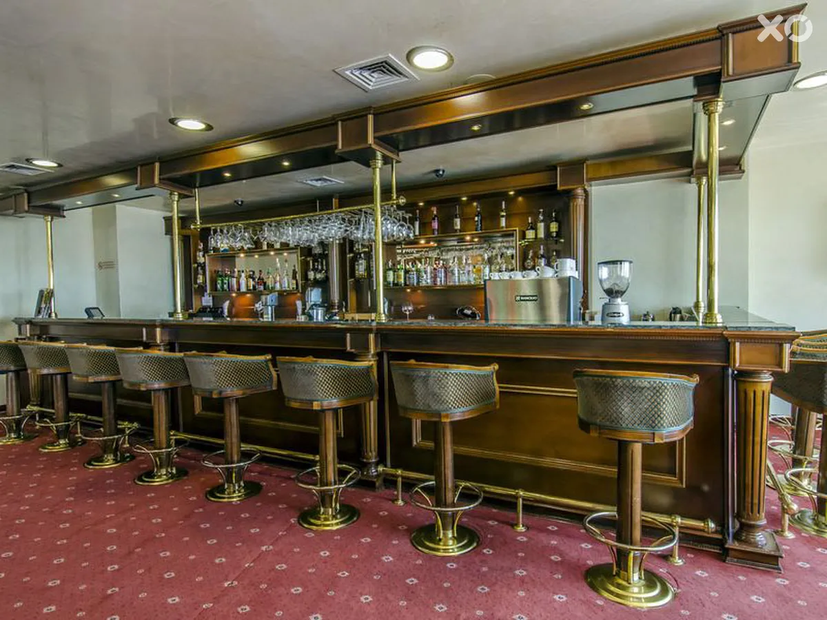 Admiral Hotel