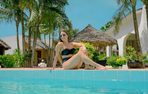 Занзібар для неквапливих канікул удвох! Пляж поруч, басейн та прогулянки садом