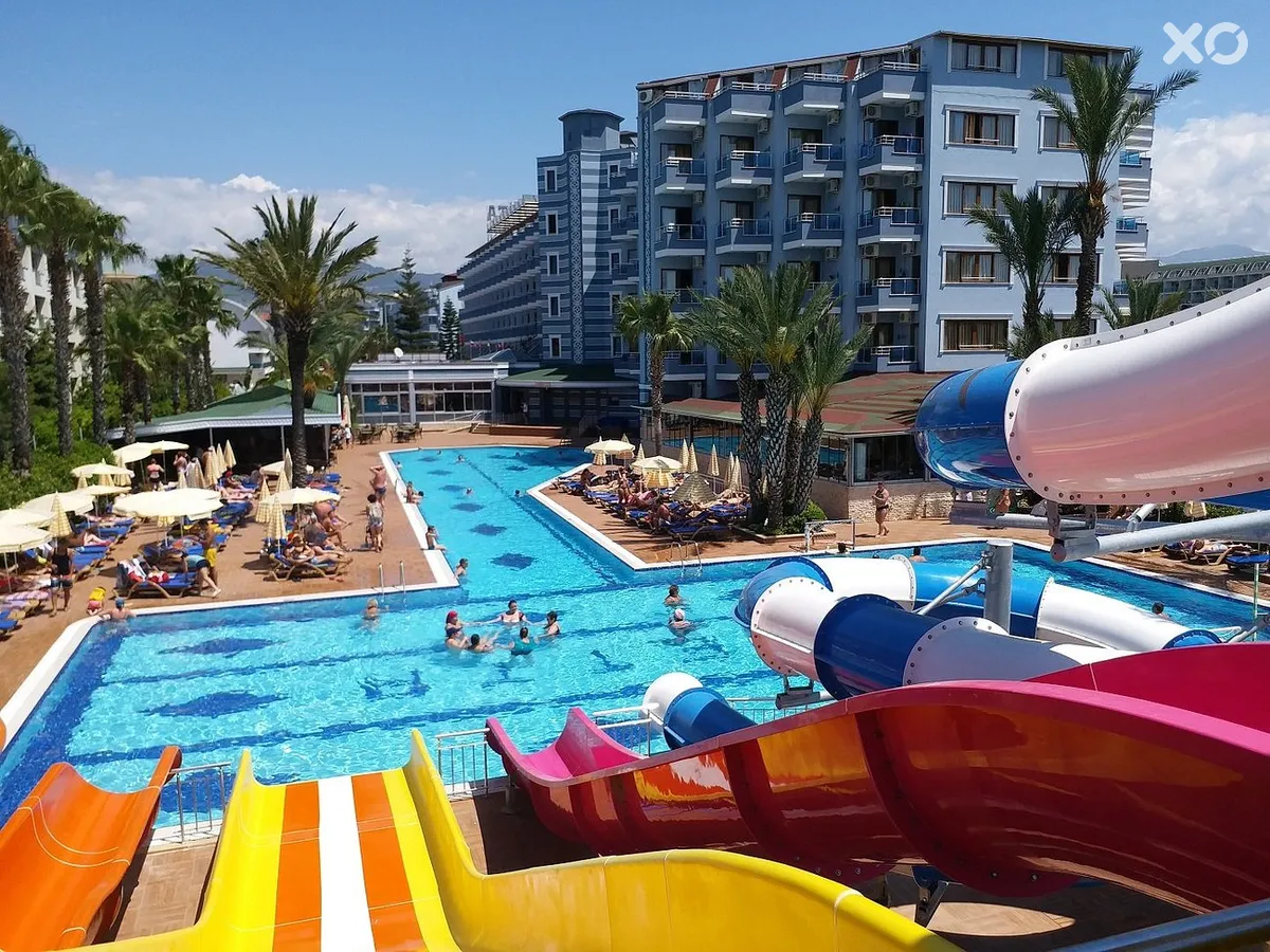 Caretta Beach Hotel