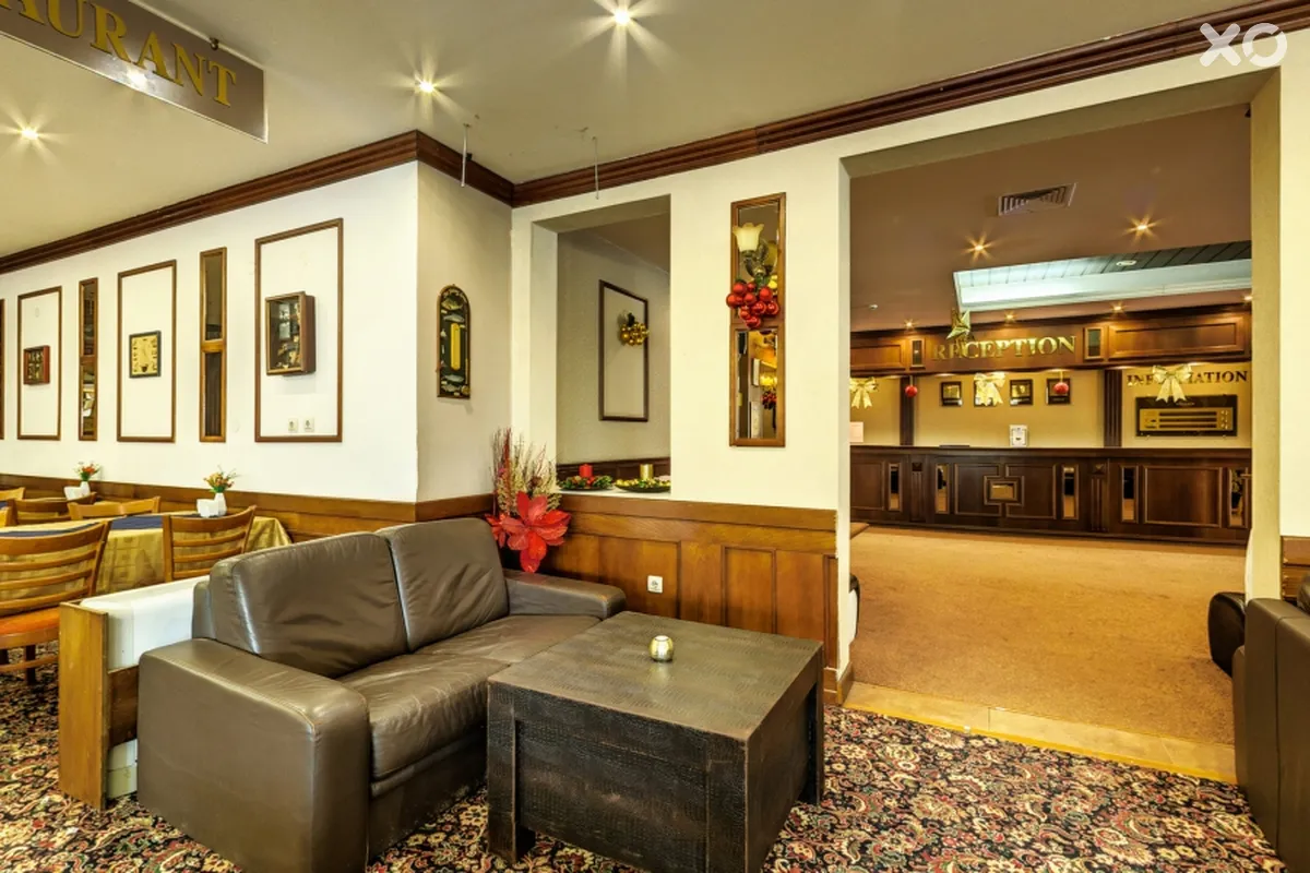 Emerald Hotel