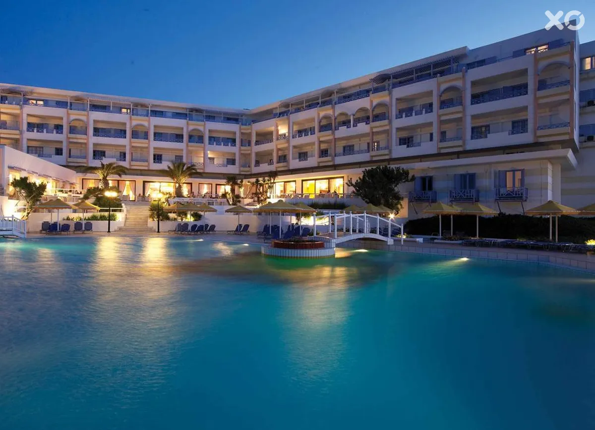 Serita Beach Hotel