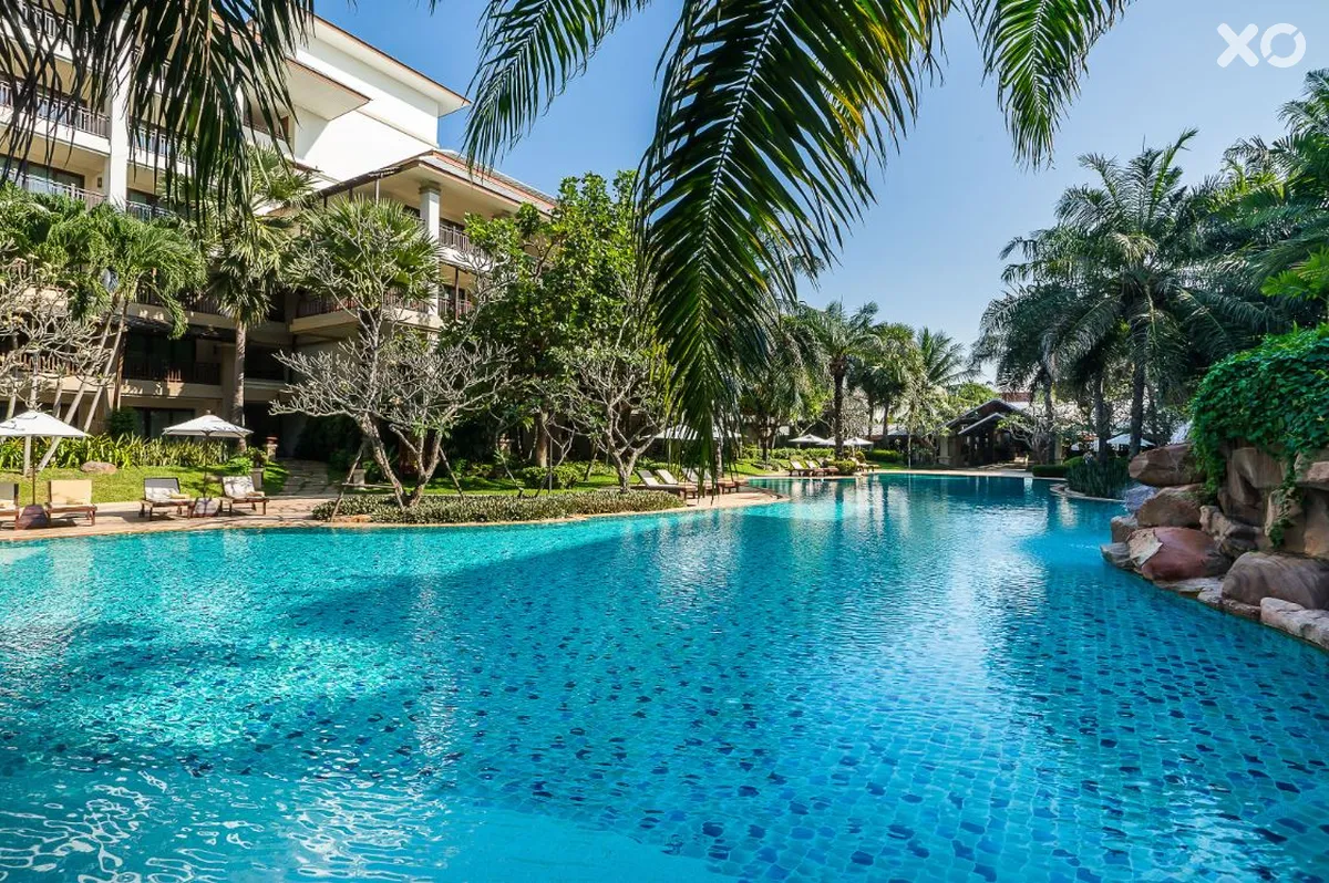 Ravindra Beach Resort & Spa