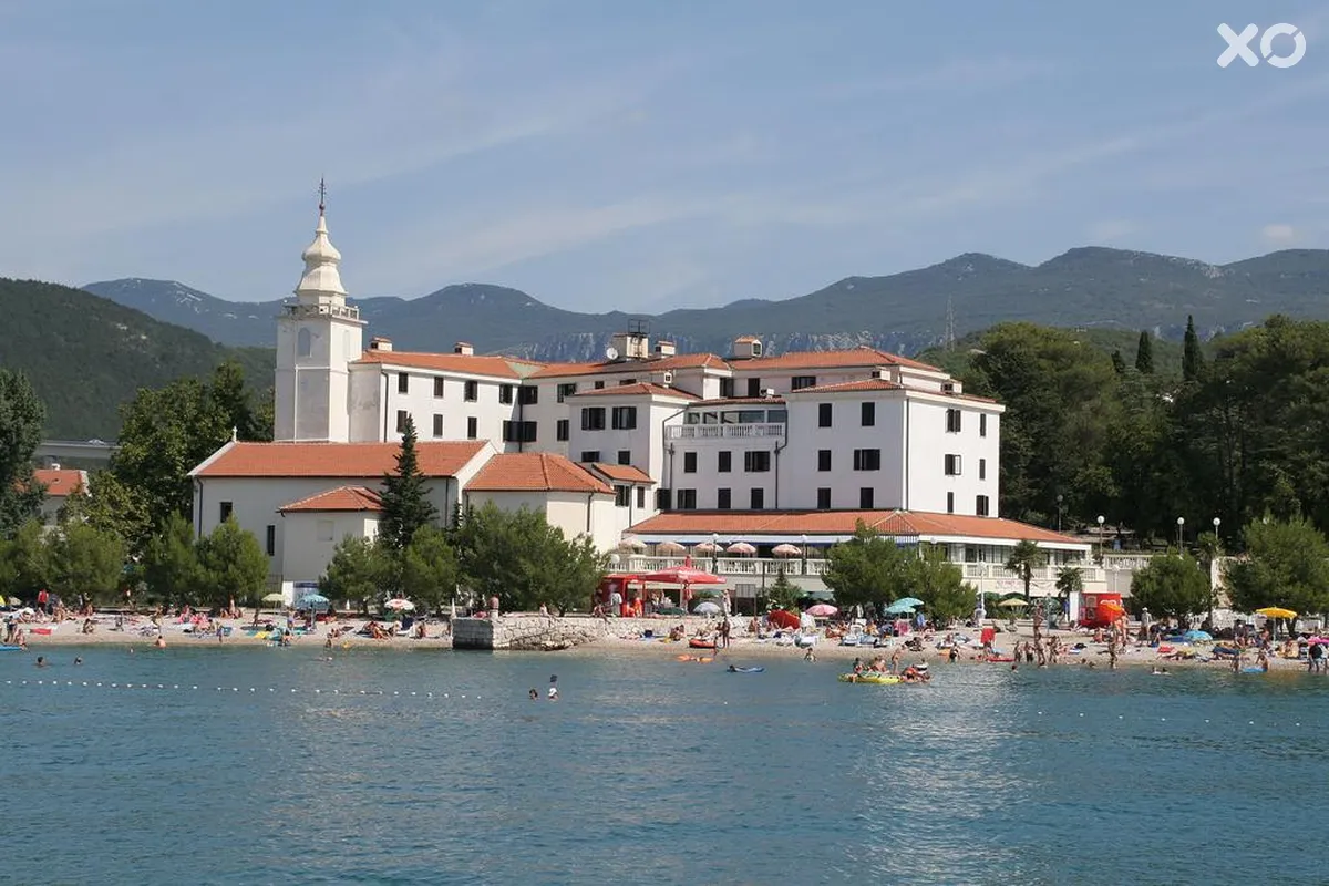 Kastel Hotel