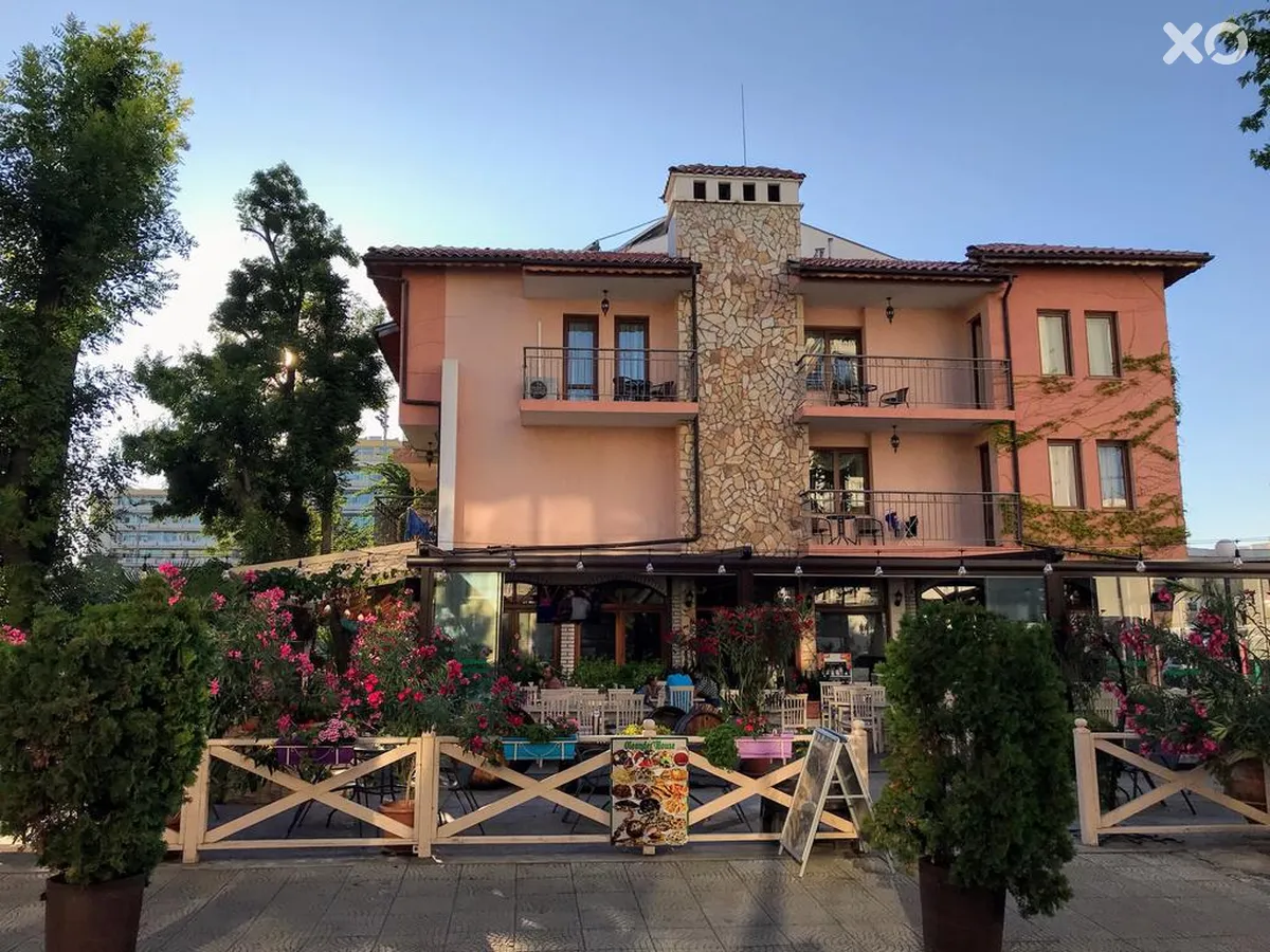 Oleander House