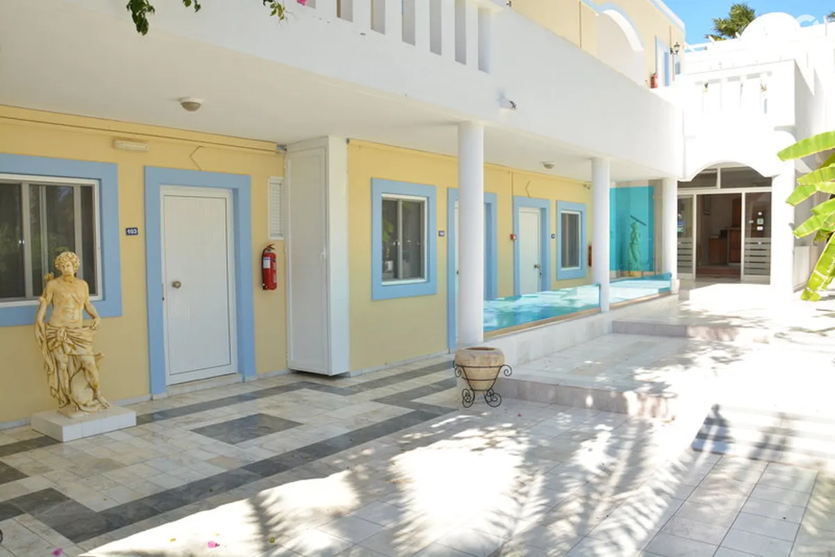 Cavo D'Oro Hotel