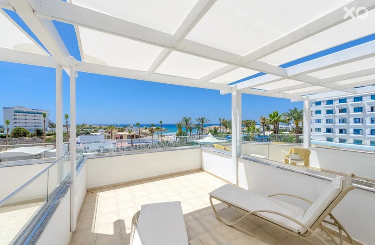 Tasia Maris Beach Hotel