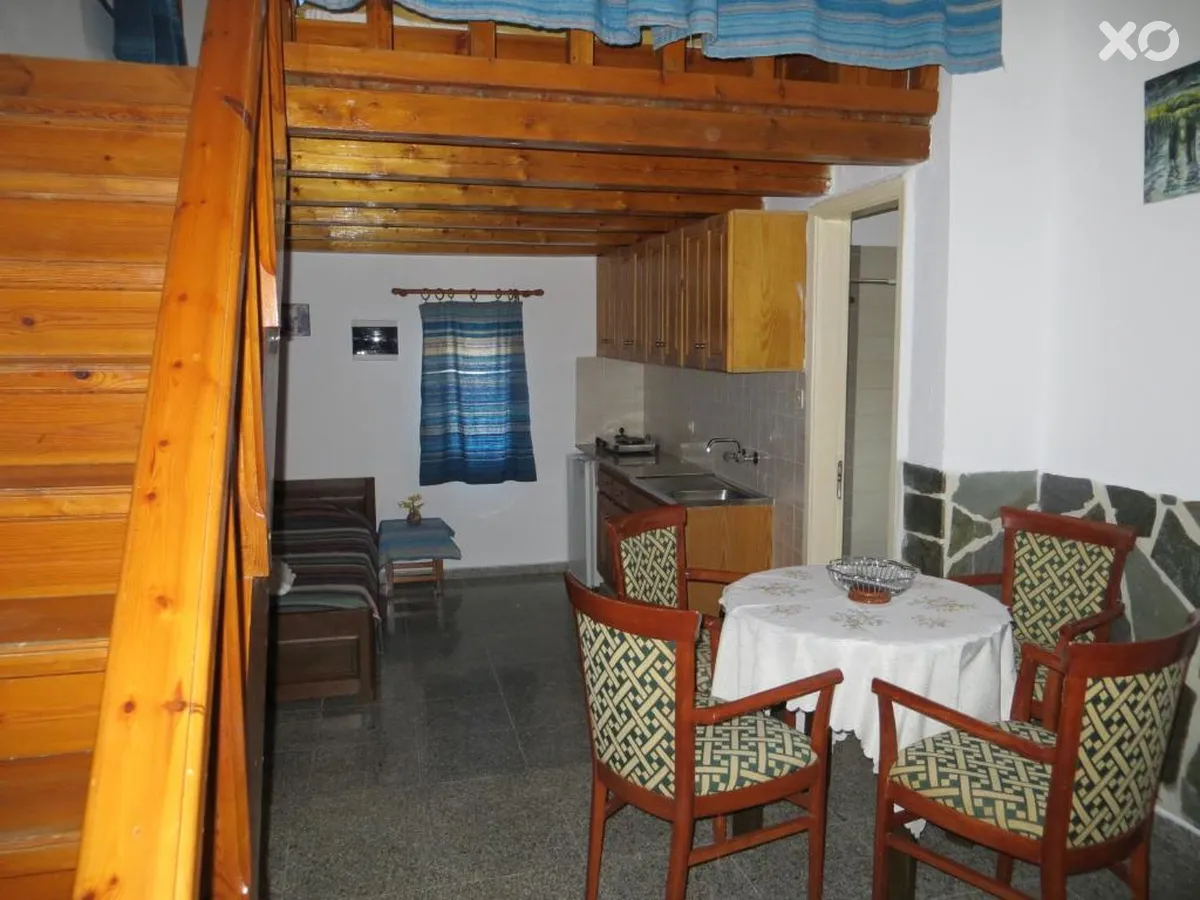 Nicolas Apartments