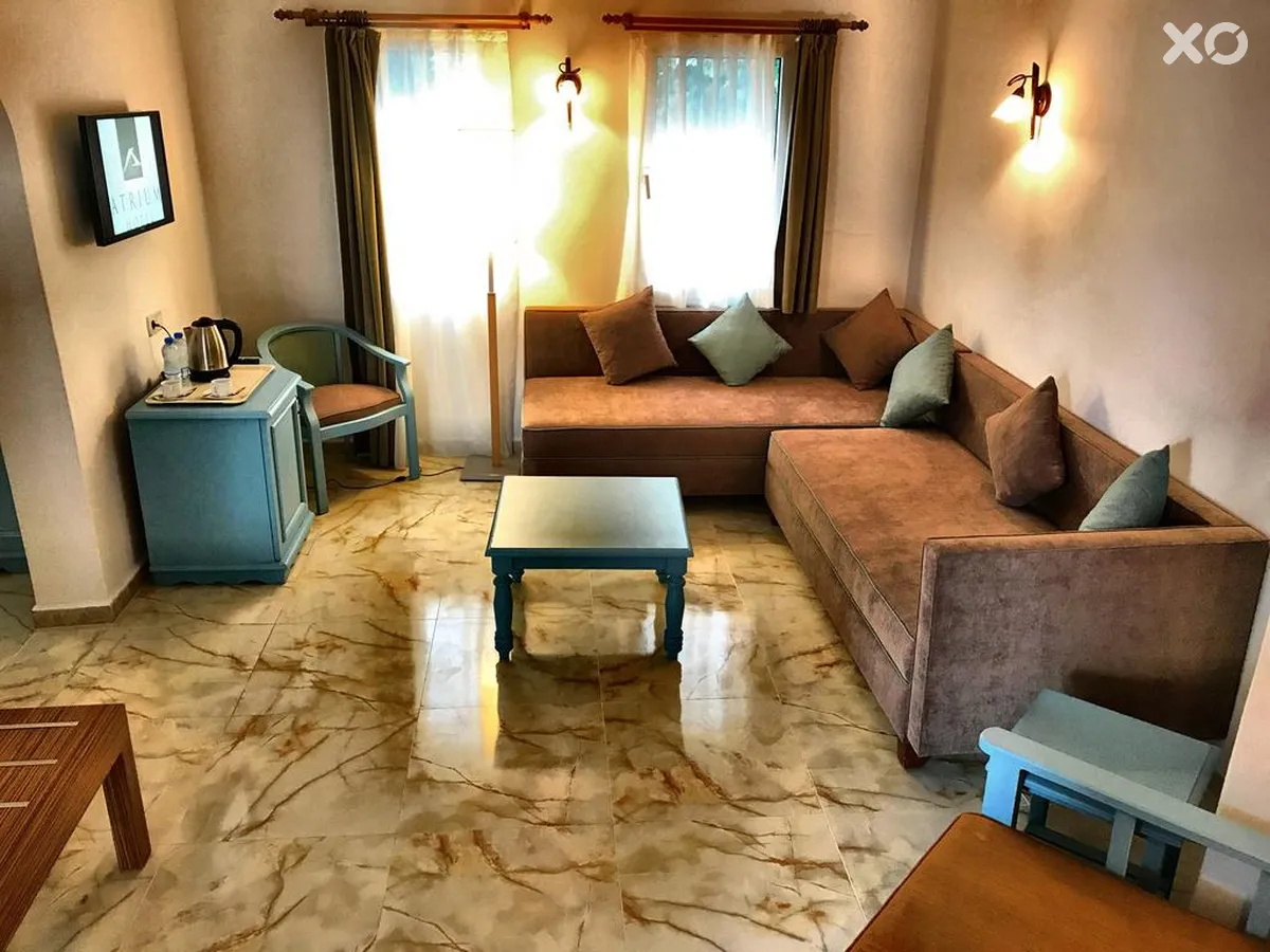 Atrium Hotel