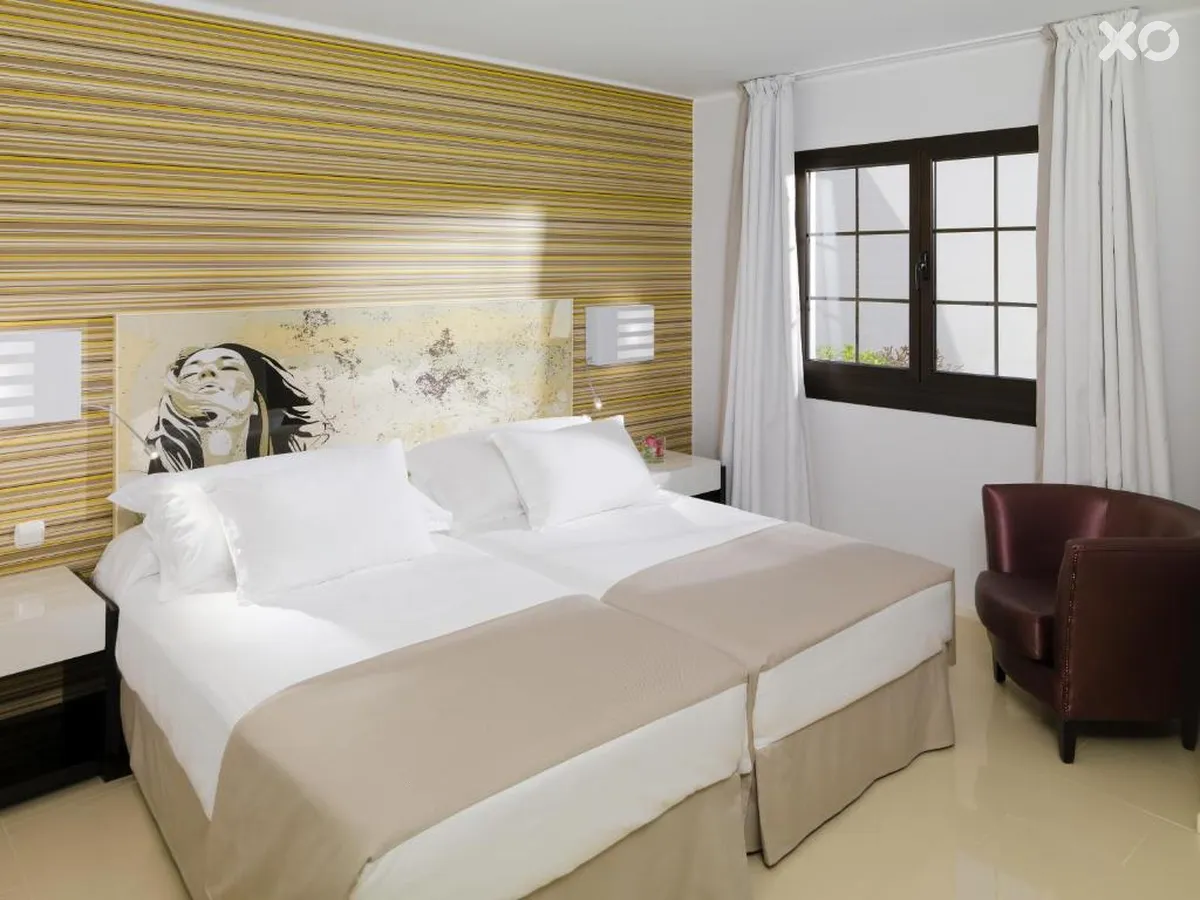 H10 White Suites Boutique Hotel