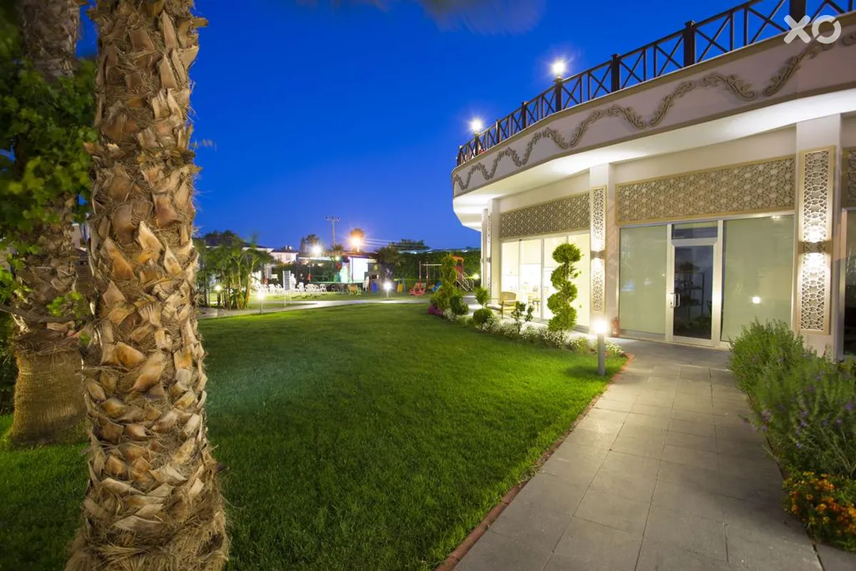 Sun Club Hotel Side