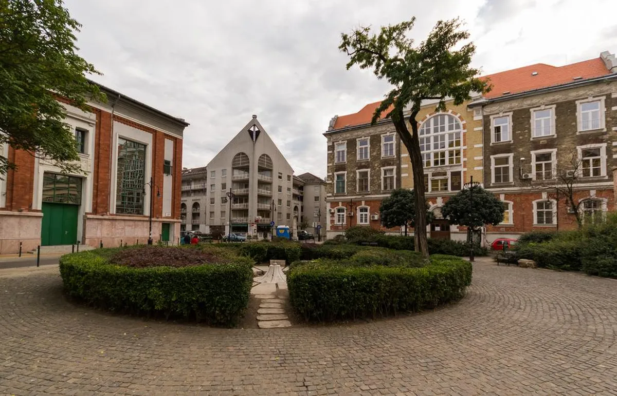 Corvin Hotel Budapest Corvin Wing