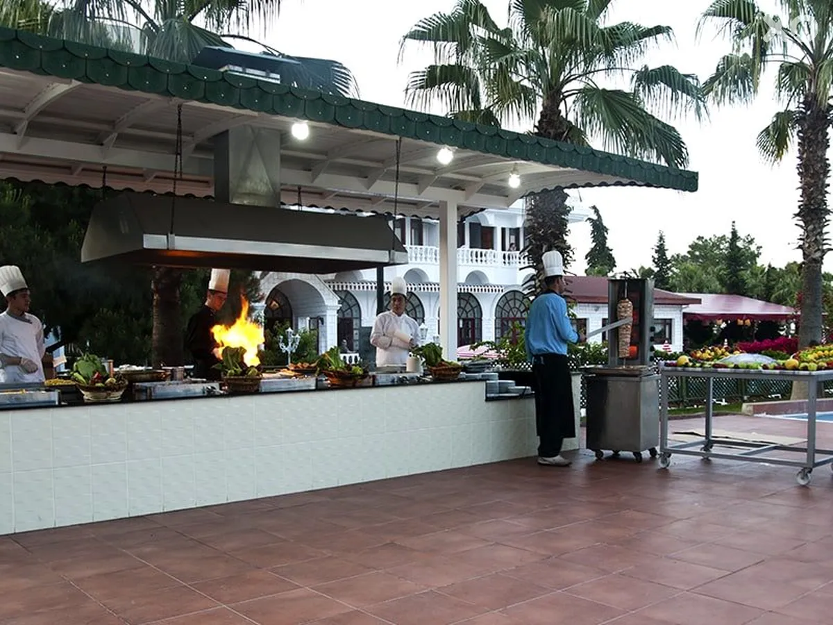 Ring Beach Hotel