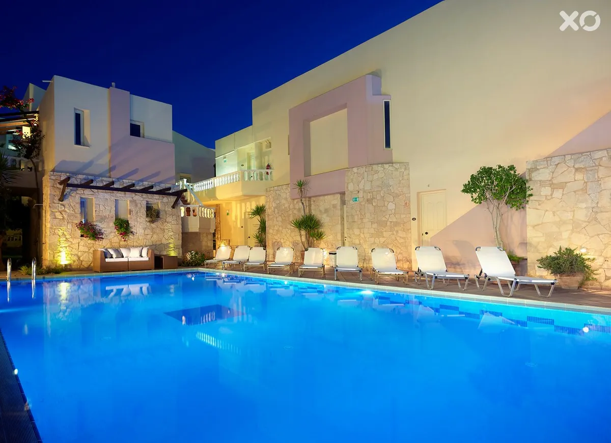 Elotis Suites Hotel