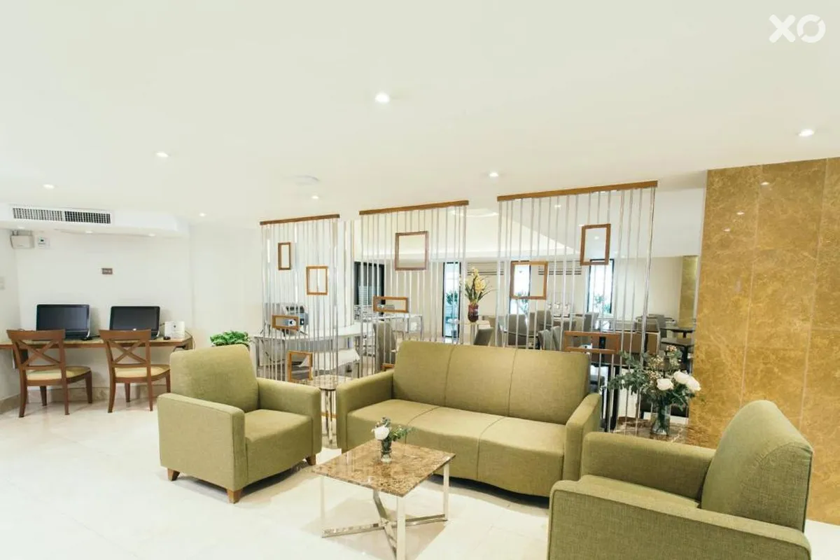 Thomson Huamark Hotel