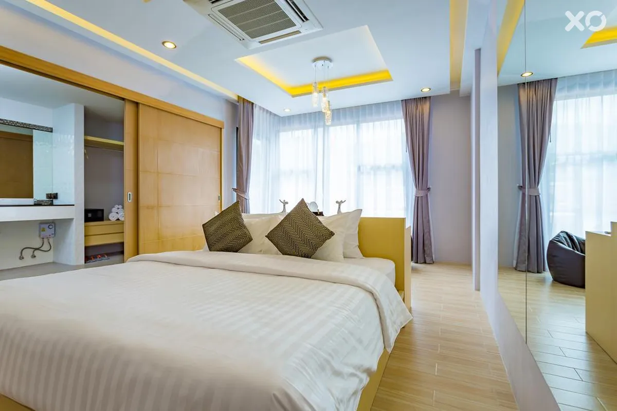 OneLoft Hotel