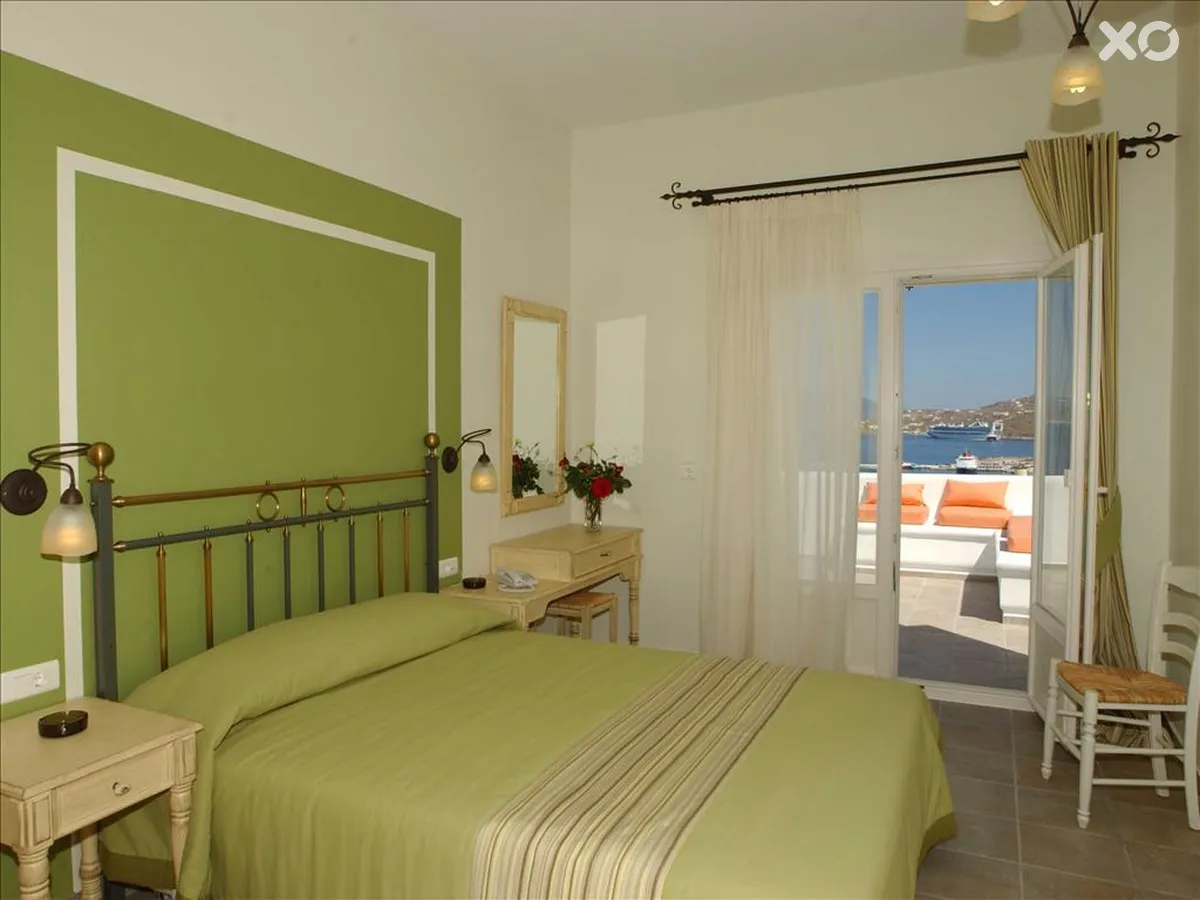 Pelican Town Art Hotel